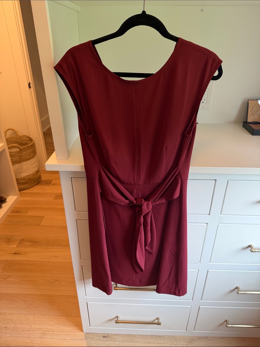 Women’s loft cap sleeve Burgundy Tie dress 8